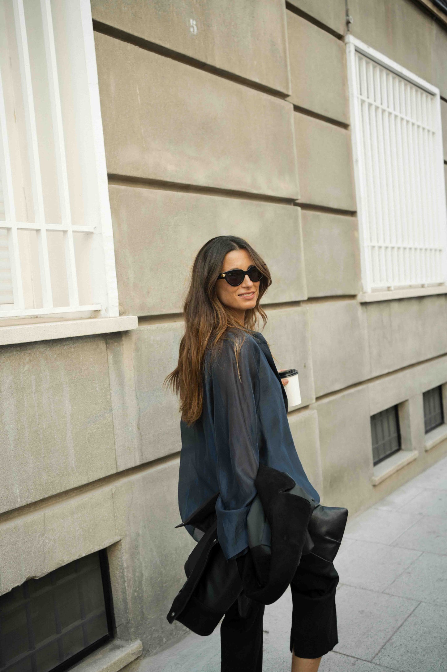 Blusa CLOVE Petróleo