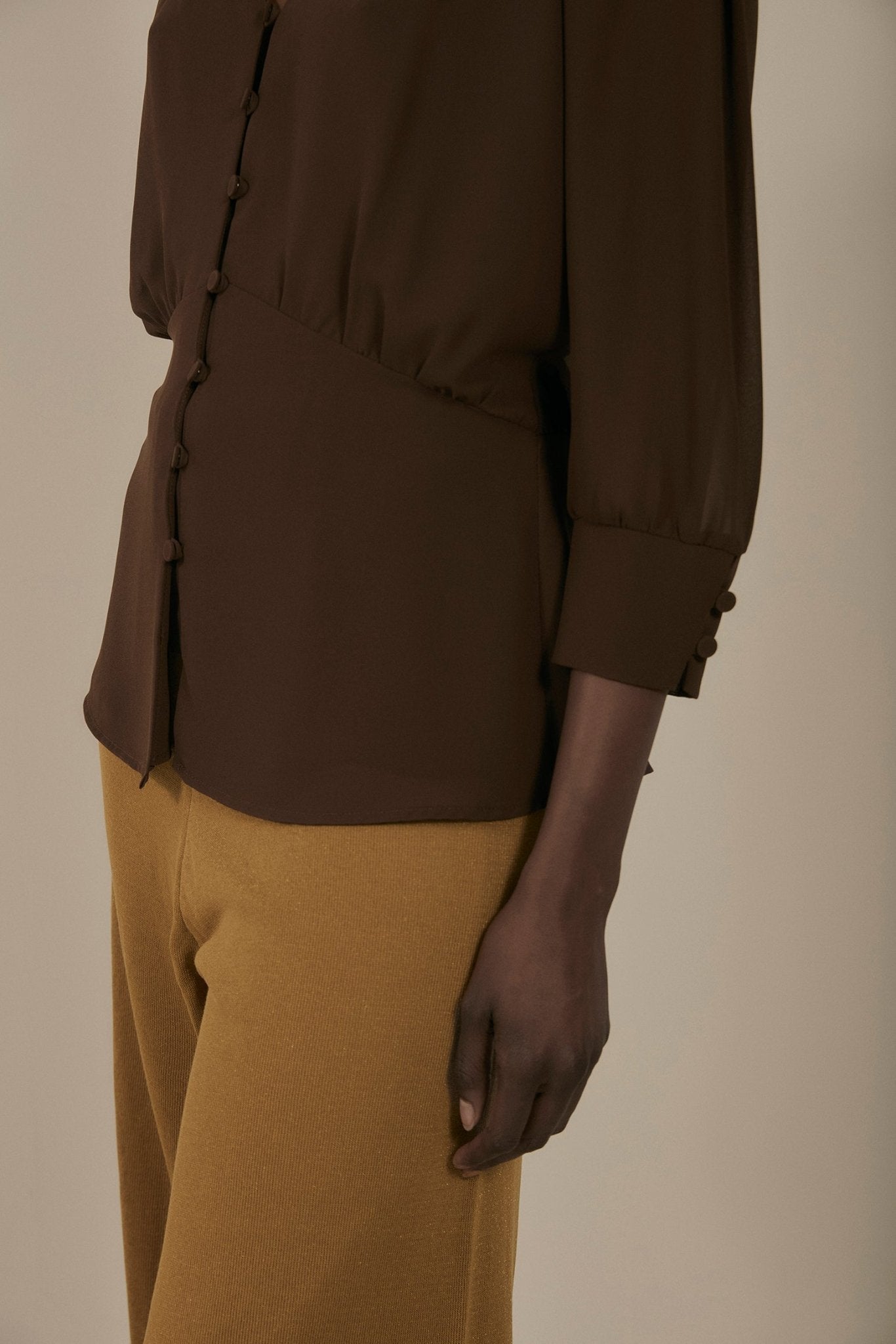 Blusa LINE Marrón Cacao - BIMANI