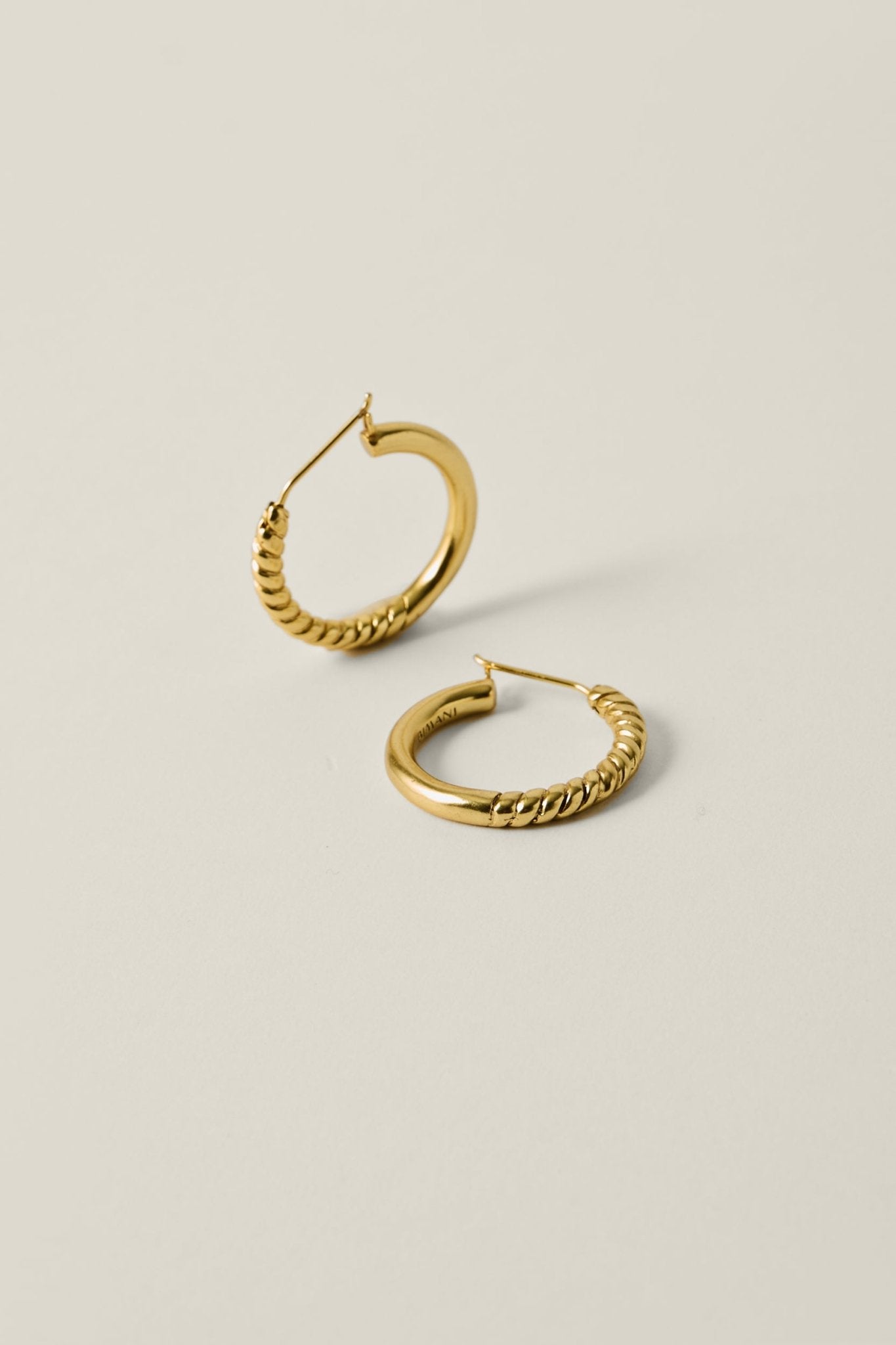 Pendiente NAOKI Gold - BIMANI