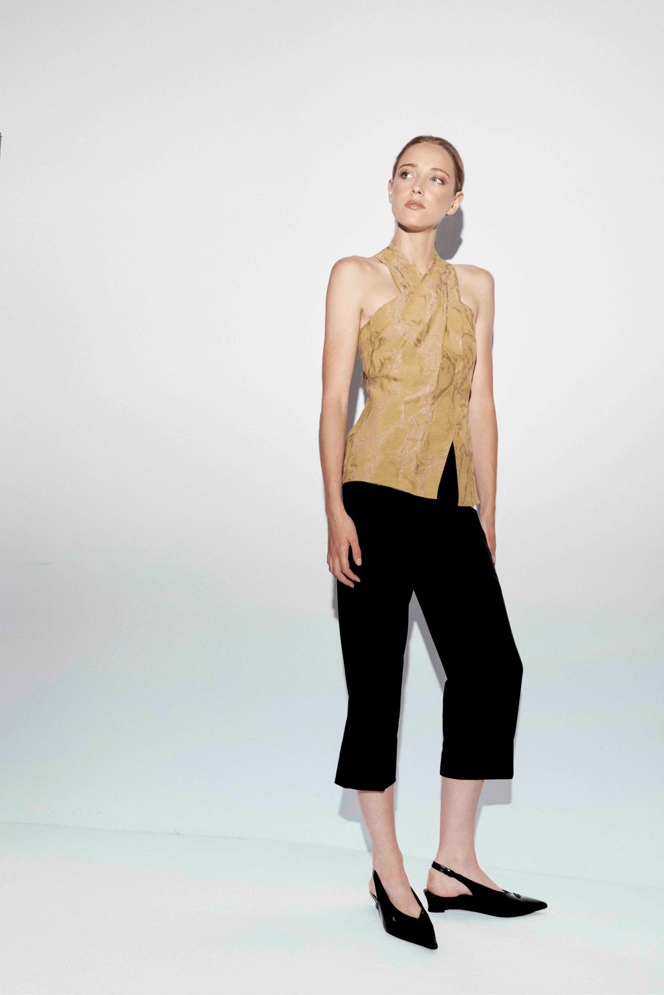 Top ARLETTE Textura Dorada - BIMANI