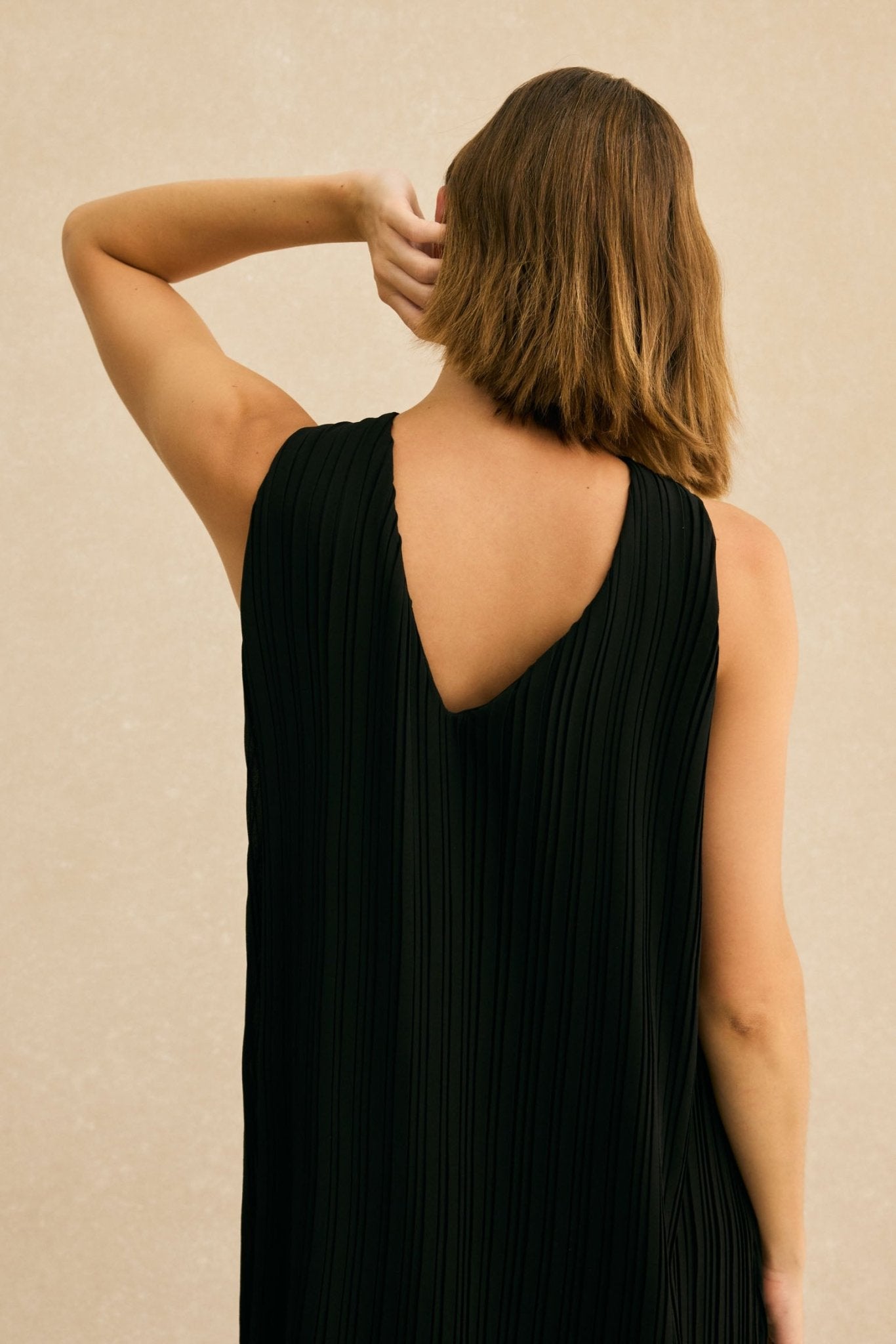 Vestido MENORCA Negro Magnético - BIMANI